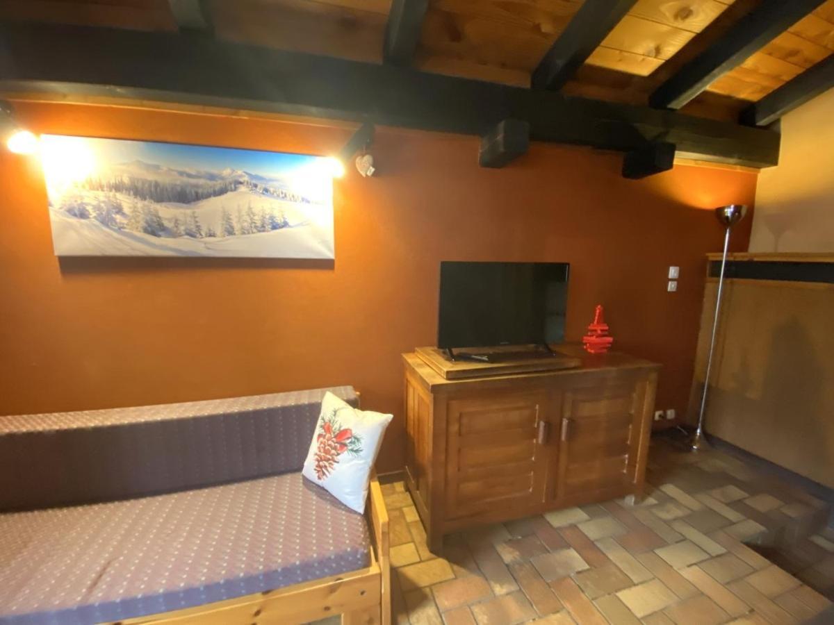 La Pomme De Pin 1 Appartement Avec Terrasse ลาแบรส ภายนอก รูปภาพ